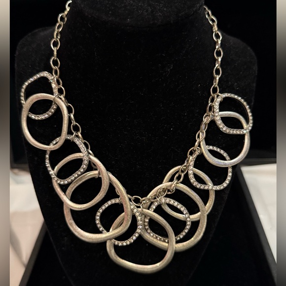 Premier Designs Jewelry Silver Bling chain Necklace - Picture 3 of 6